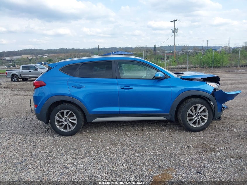 2017 Hyundai Tucson Se Plus VIN: KM8J3CA47HU424662 Lot: 44882535