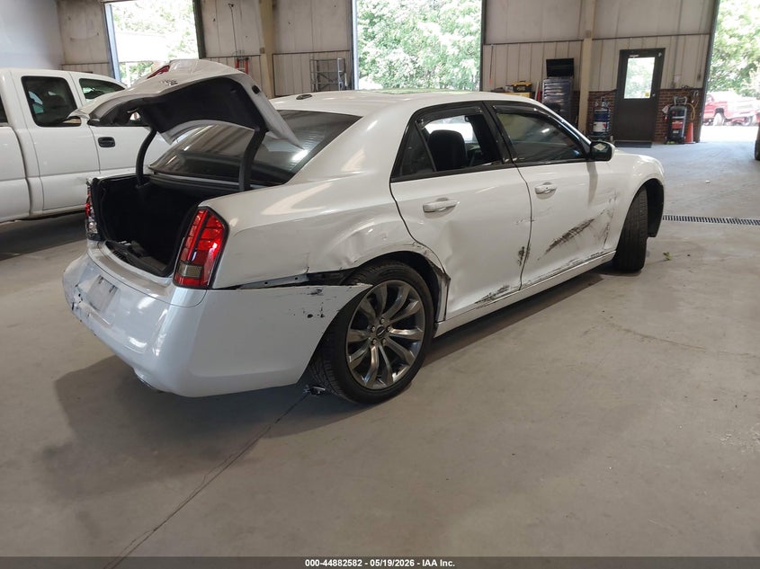 Vin: 2c3ccabg8eh231062, lot: 45379923, chrysler 300 300s 20144