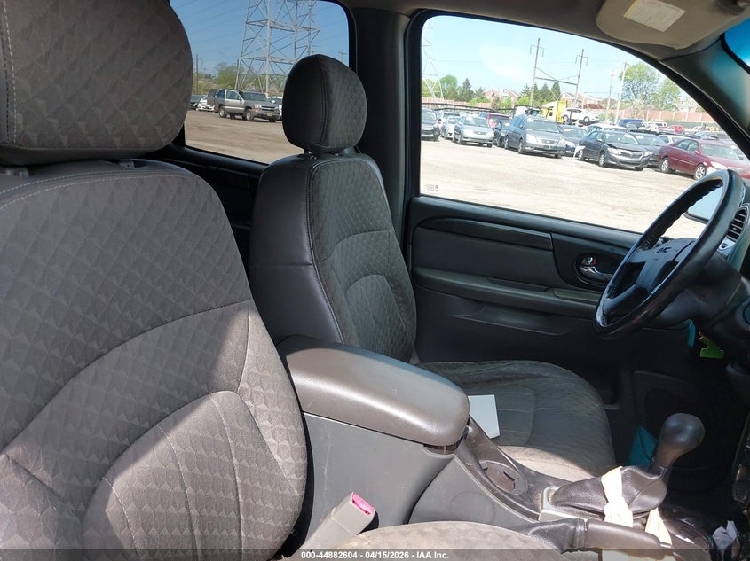 2004 GMC Envoy Xuv Sle