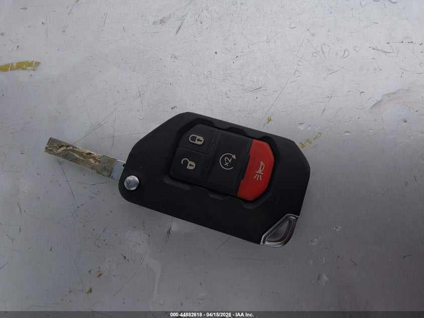 2018 Jeep Wrangler Unlimited Sahara 4X4 VIN: 1C4HJXEN9JW188898 Lot: 44882618