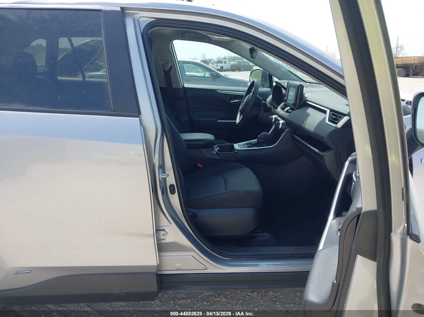 2020 Toyota Rav4 Hybrid Xle