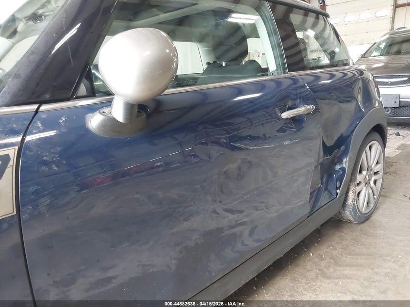 2017 Mini Hardtop Cooper VIN: WMWXP5C32H2F61166 Lot: 44882638