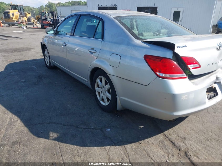 2005 Toyota Avalon Xl