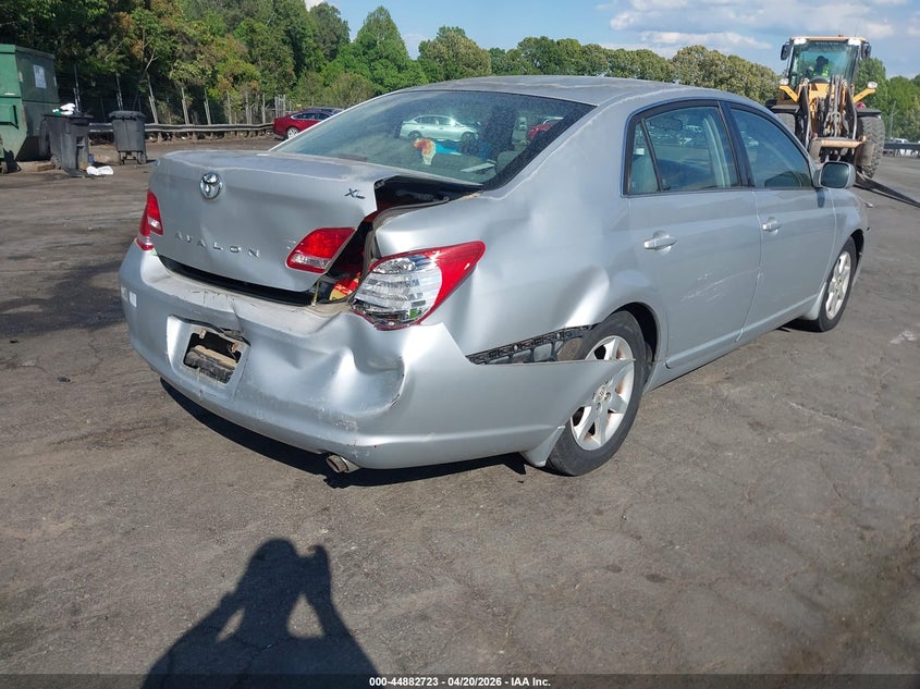 2005 Toyota Avalon Xl
