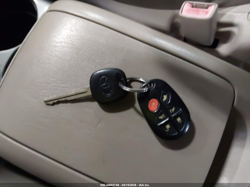 2004 Toyota Sienna Xle VIN: 5TDZA22C64S039072 Lot: 44882749