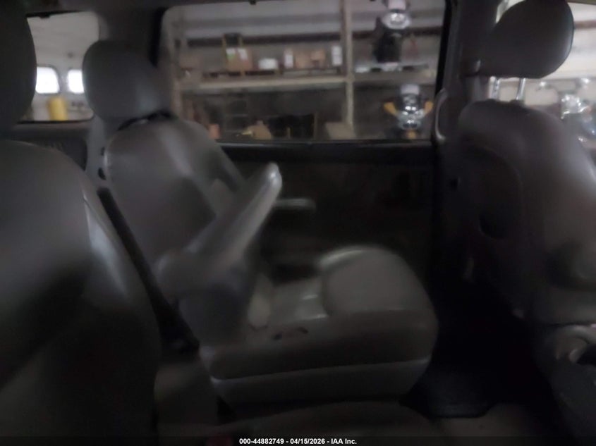 2004 Toyota Sienna Xle VIN: 5TDZA22C64S039072 Lot: 44882749