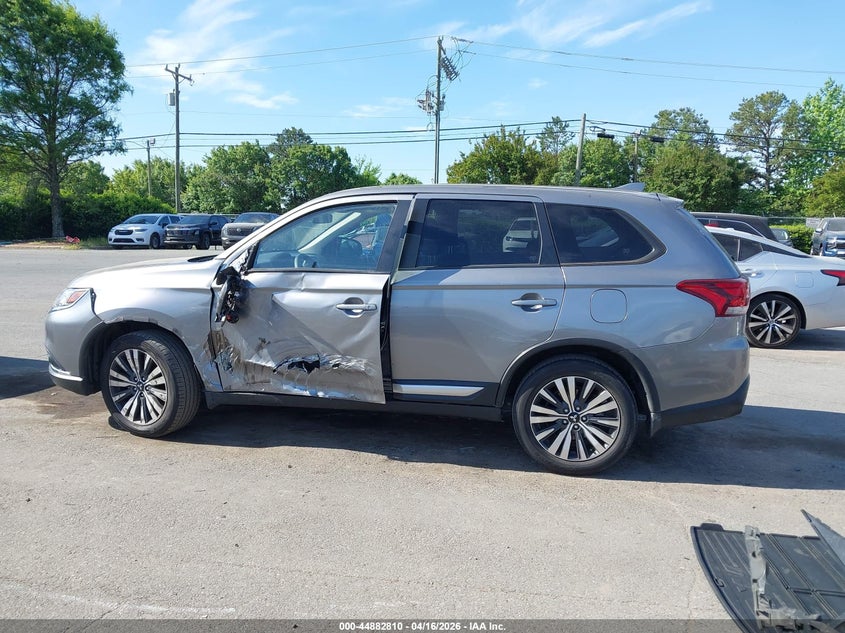 2020 Mitsubishi Outlander 2.4 Es 2.4 grey Lot 111044882810 Vin JA4AD2A39LZ048183