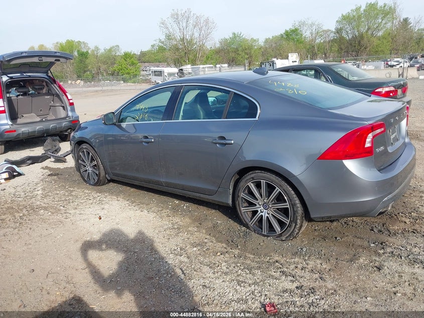 2016 Volvo 2.0 S60 Inscription T5 Drive-E Premier grey Lot 111044882816 Vin LYV402FK1GB097082