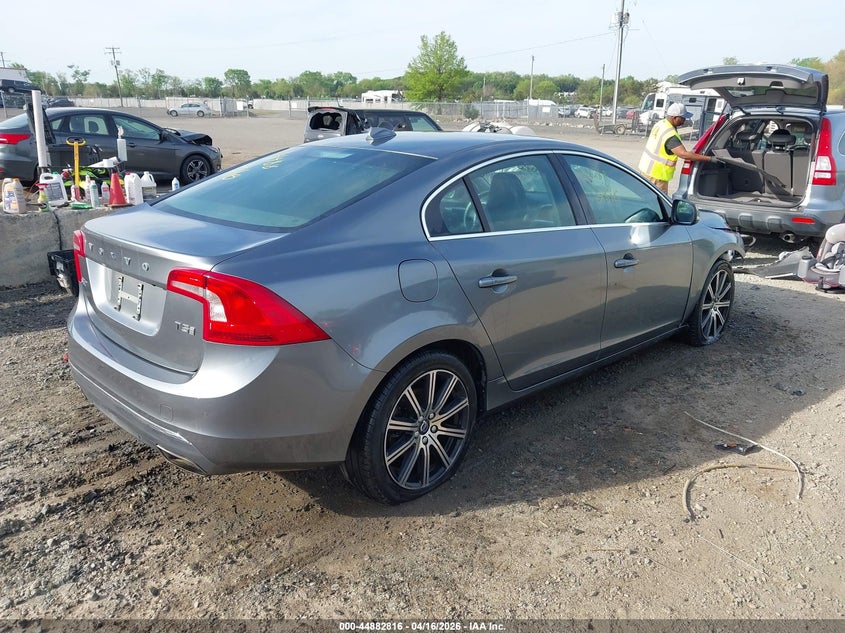 Vin: lyv402fk1gb097082, lot: 45380162, volvo s60 inscription t5 drive-e premier 20164