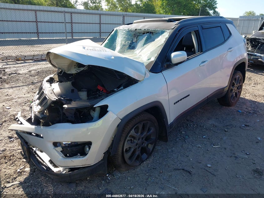 2019 JEEP COMPASS auction photo 2