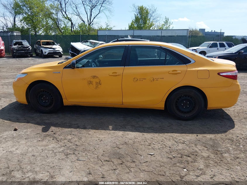 2015 Toyota Camry Hybrid Le VIN: 4T1BD1FK4FU171679 Lot: 44882910