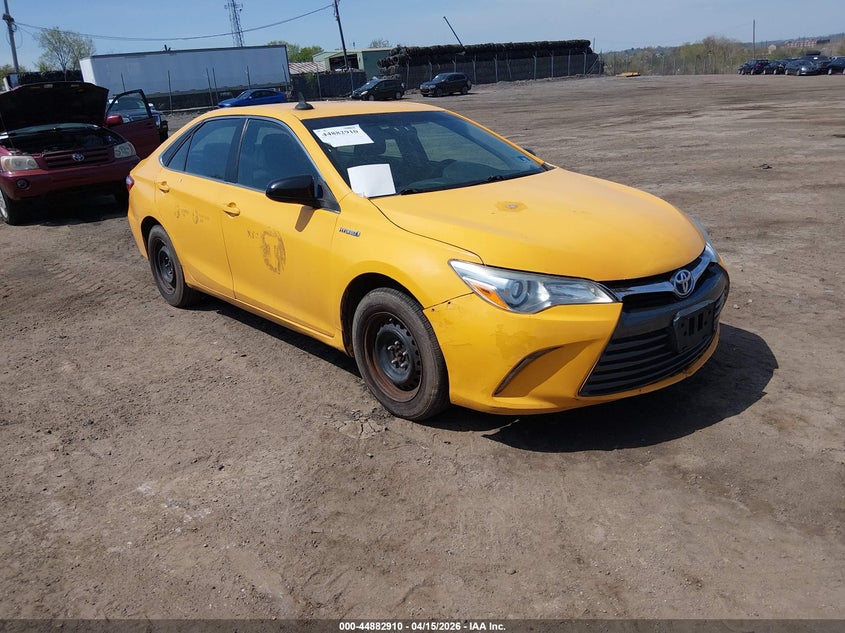 2015 Toyota Camry Hybrid Le