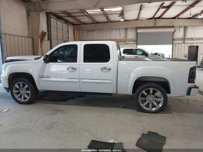 2007 GMC Sierra 1500 Denali VIN: 2GTEK638371685937 Lot: 44882954