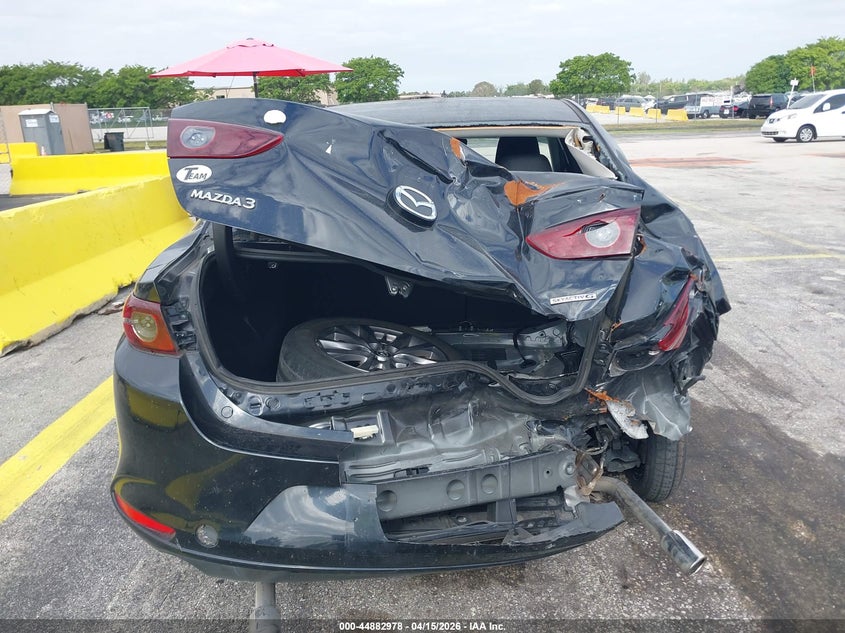 2021 Mazda Mazda3 2.5 S VIN: JM1BPAAL9M1322011 Lot: 44882978