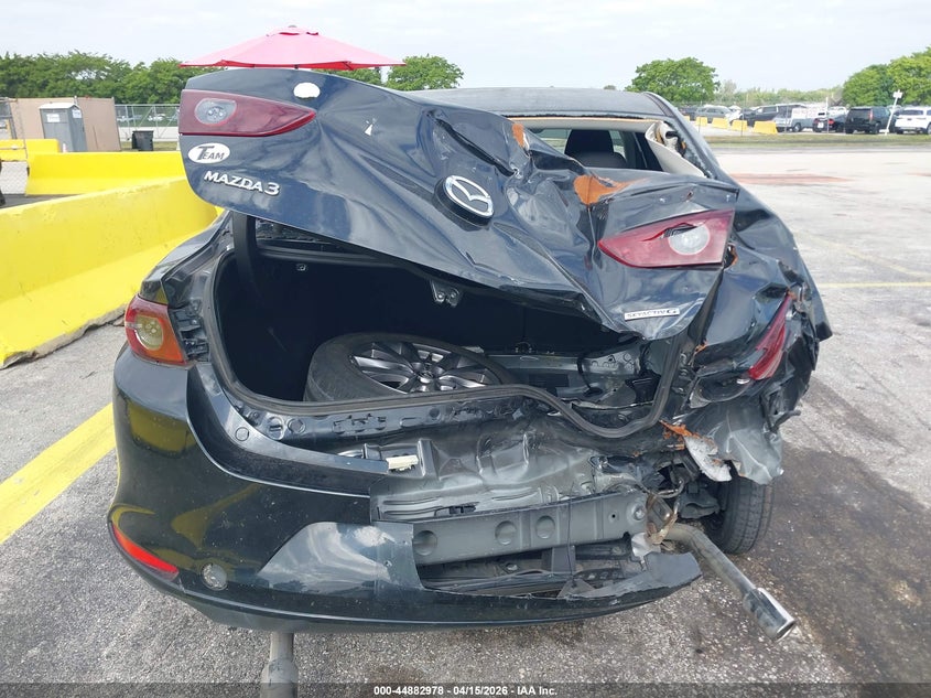 2021 Mazda Mazda3 2.5 S VIN: JM1BPAAL9M1322011 Lot: 44882978