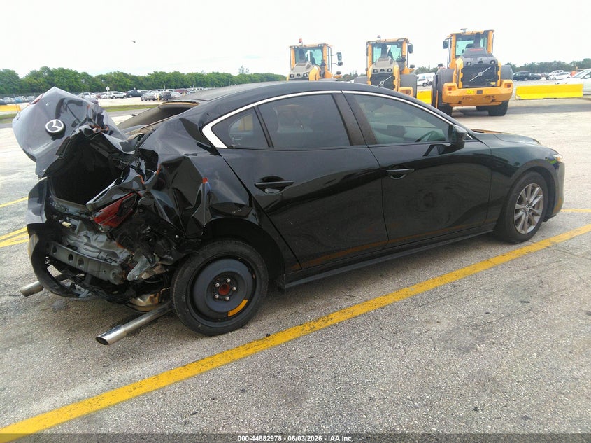 Vin: jm1bpaal9m1322011, lot: 45380324, mazda mazda3 2.5 s 20214