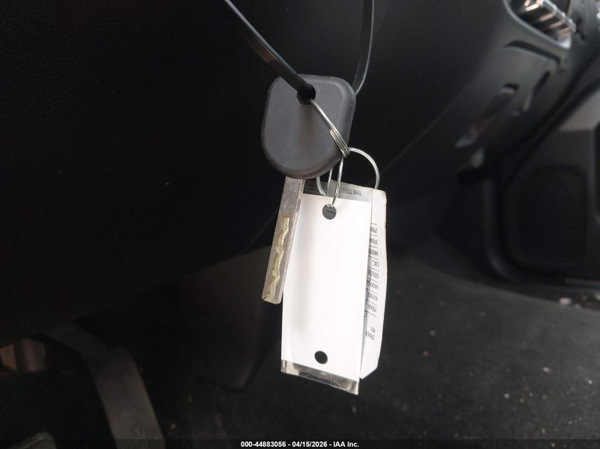 2016 Chevrolet Silverado 1500 2Lt VIN: 1GCVKREC8GZ301774 Lot: 44883056