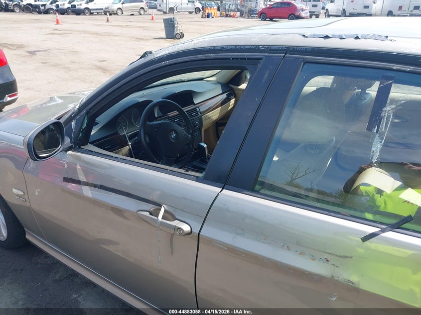 2011 BMW 328I xDrive VIN: WBAPK5C55BF123139 Lot: 44883058