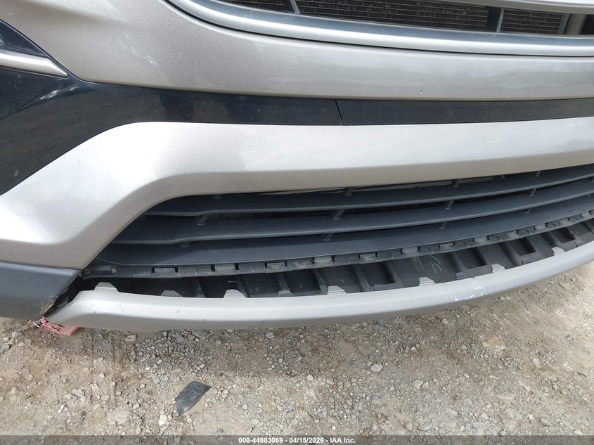 2018 Hyundai Santa Fe Sport 2.4L VIN: 5XYZUDLB1JG529615 Lot: 44883069