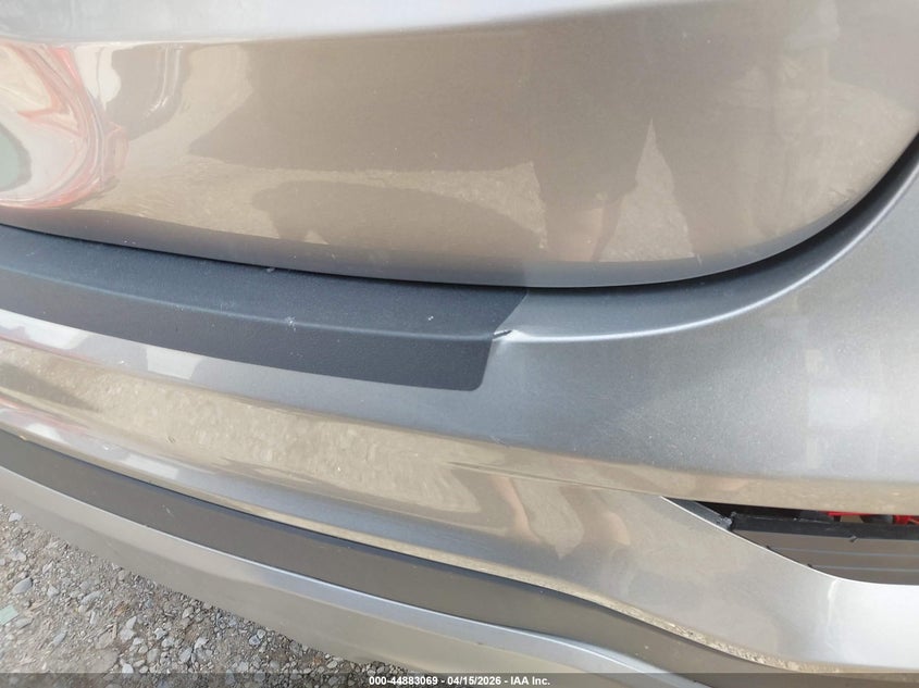 2018 Hyundai Santa Fe Sport 2.4L VIN: 5XYZUDLB1JG529615 Lot: 44883069