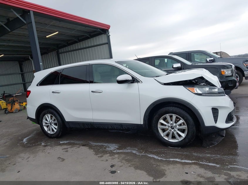 2019 Kia Sorento 3.3L Lx VIN: 5XYPG4A53KG555002 Lot: 44883095