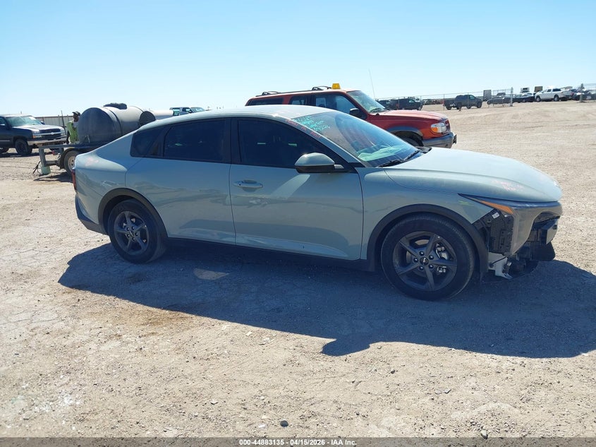 2025 Kia K4 Lxs VIN: 3KPFT4DE1SE084953 Lot: 44883135