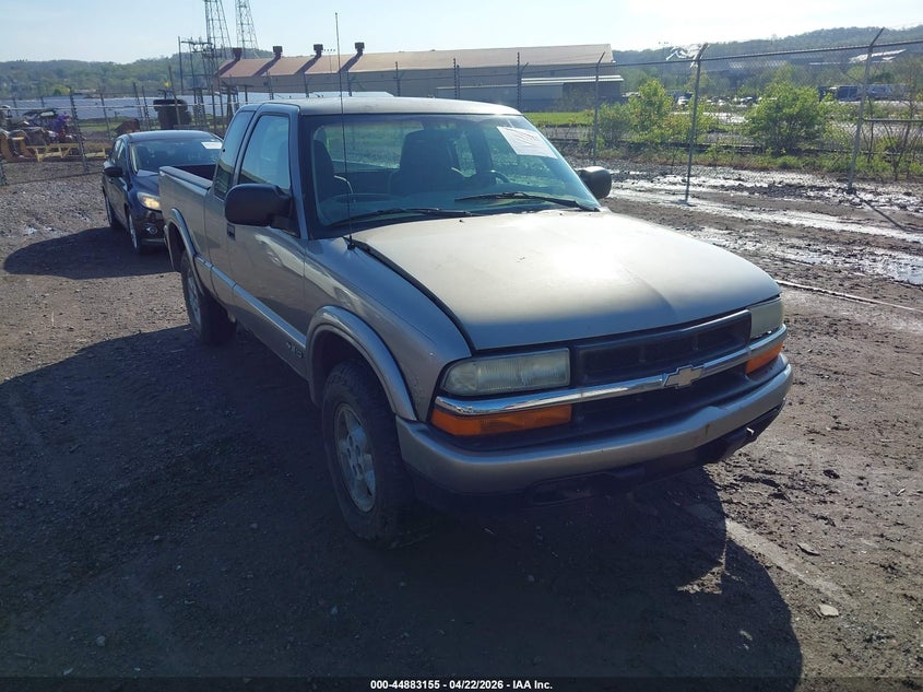 2003 Chevrolet S-10 Ls