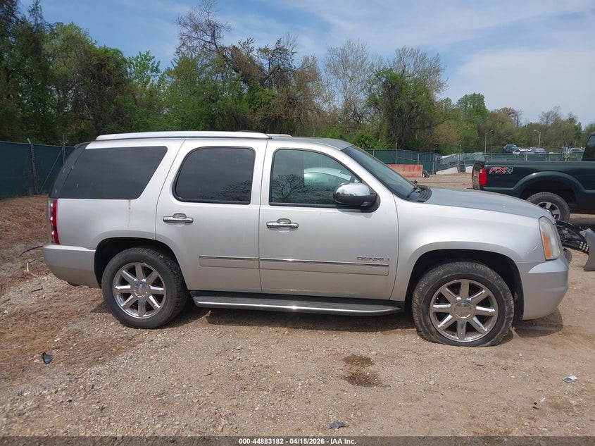 2010 GMC Yukon Denali VIN: 1GKUKEEF4AR159627 Lot: 44883182