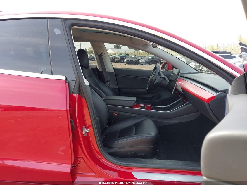 2018 Tesla Model 3 Long Range/Performance red Lot 111044883201 Vin 5YJ3E1EB6JF091535