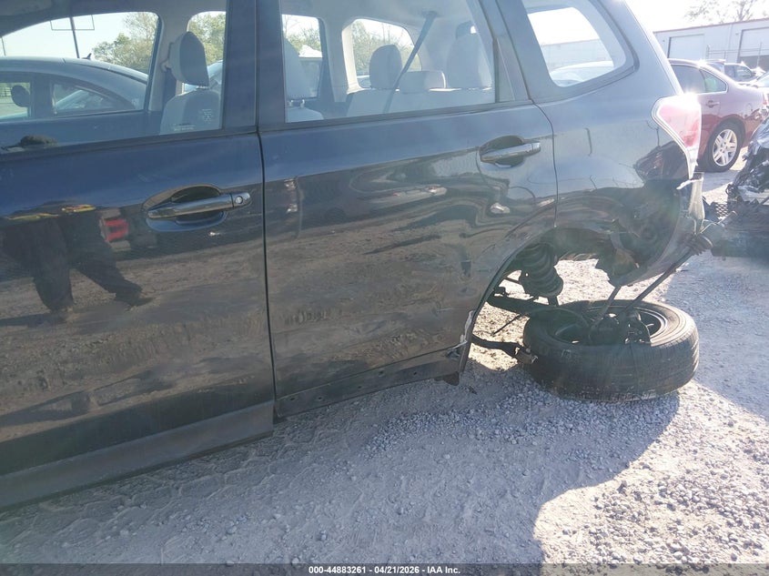 2018 SUBARU FORESTER auction photo 6
