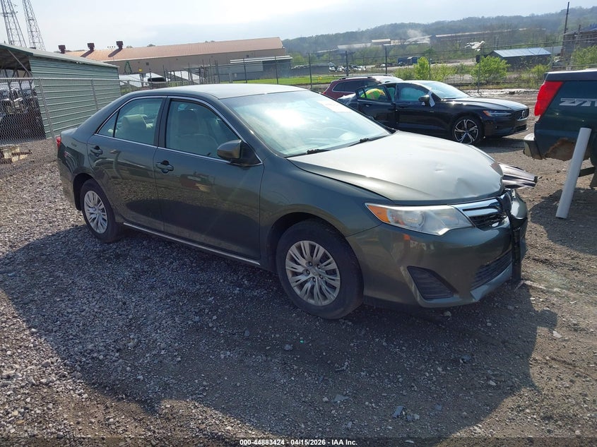 2014 Toyota Camry Le
