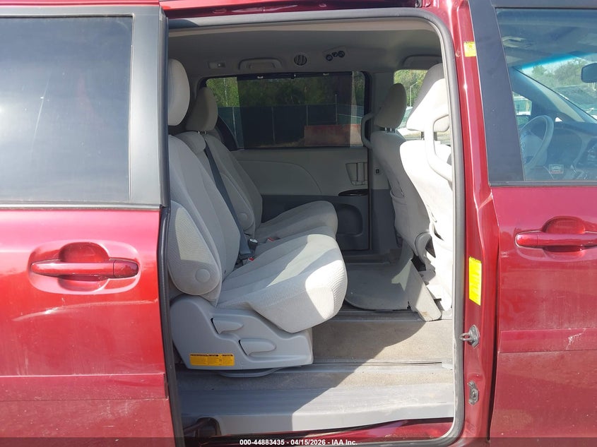 2012 Toyota Sienna Le V6 8 Passenger VIN: 5TDKK3DC2CS257364 Lot: 44883435