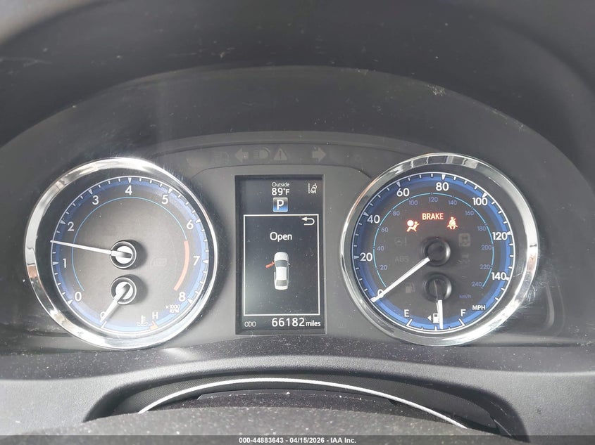 2019 Toyota Corolla Se VIN: 2T1BURHE5KC135761 Lot: 44883643