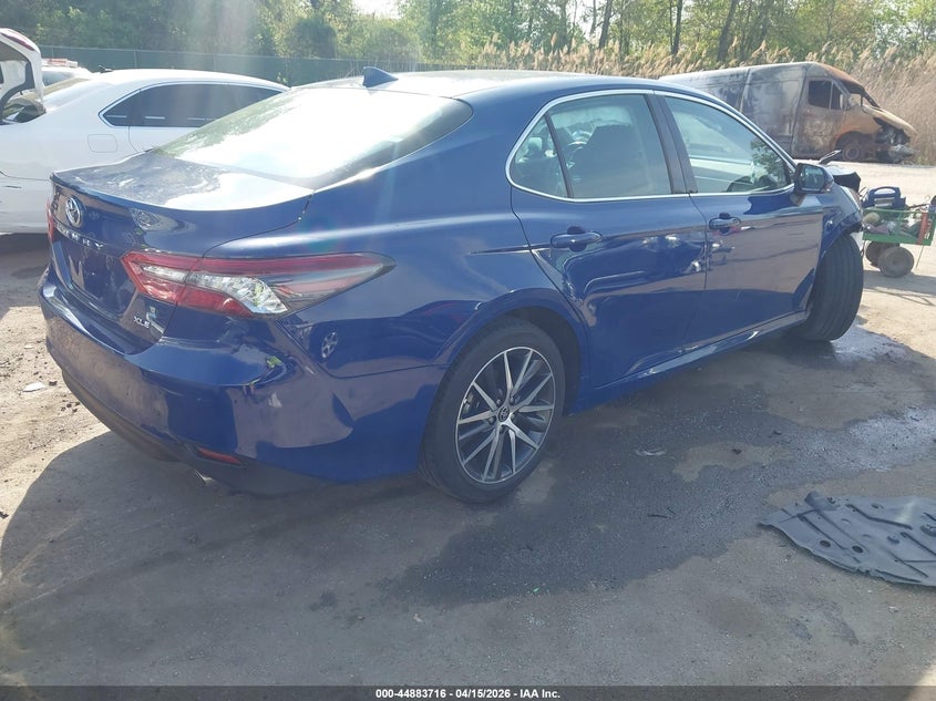 TOYOTA CAMRY - zdjęcie 4