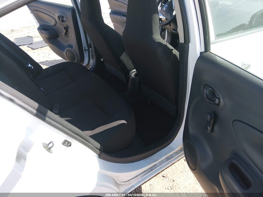 2015 Nissan Versa 1.6 S+ VIN: 3N1CN7AP3FL918276 Lot: 44883781