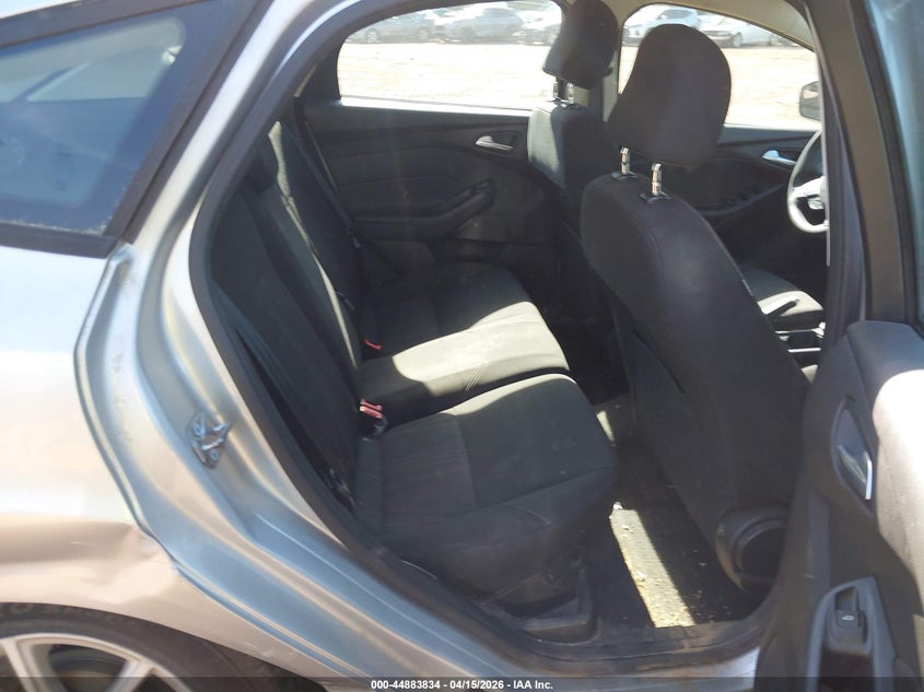 2017 Ford Focus Se VIN: 1FADP3K22HL223931 Lot: 44883834