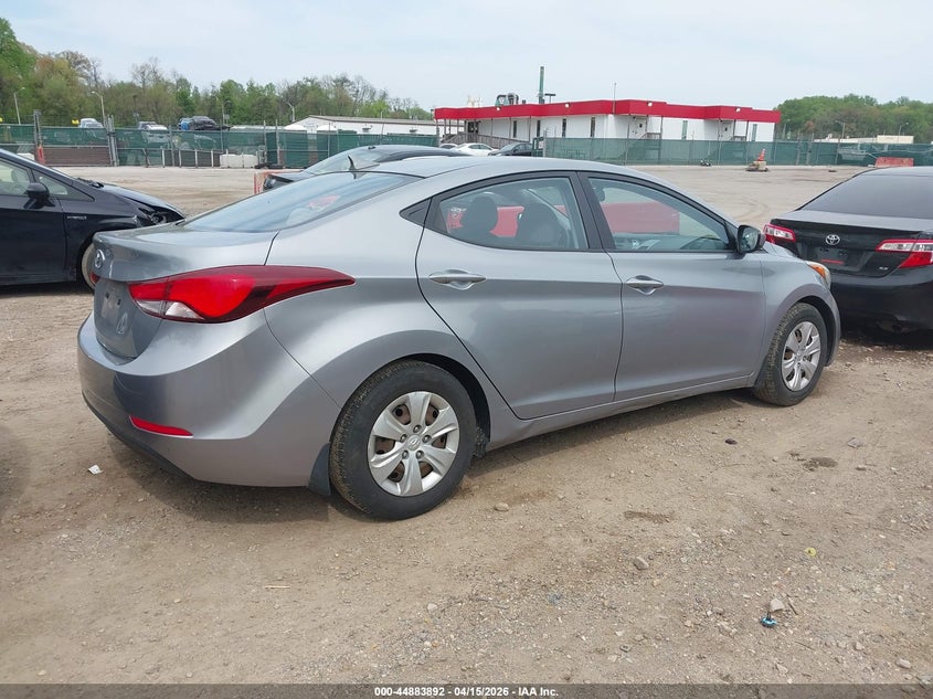 2016 Hyundai Elantra Se