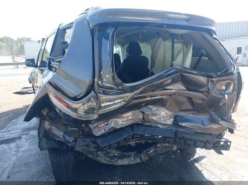 2017 Toyota Sienna Se Premium 8 Passenger VIN: 5TDXZ3DCXHS834697 Lot: 44884259