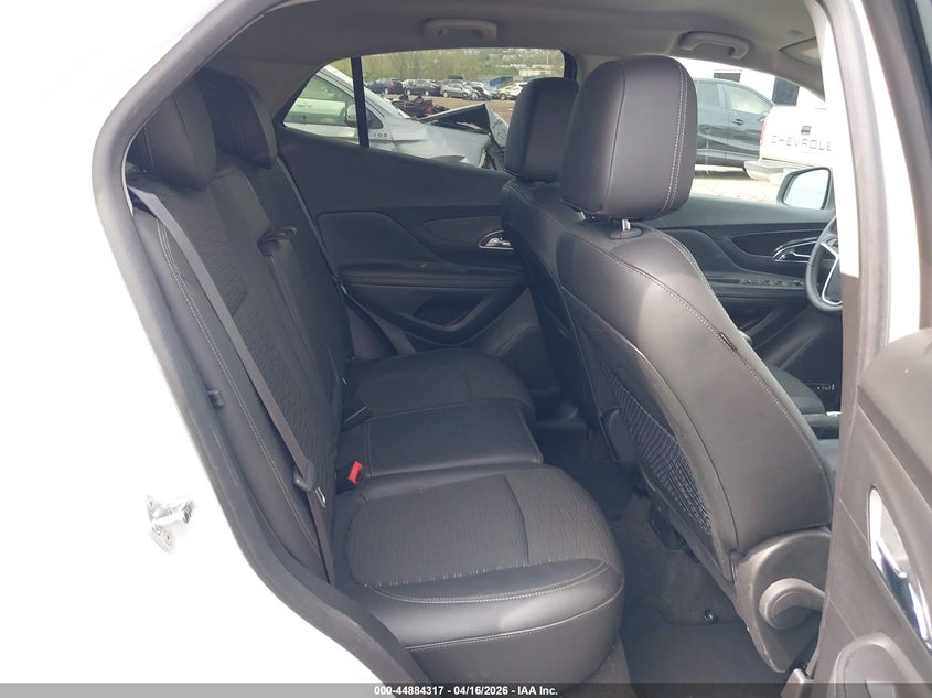 KL4CJASB5GB673793 2016 Buick Encore 1.4 white