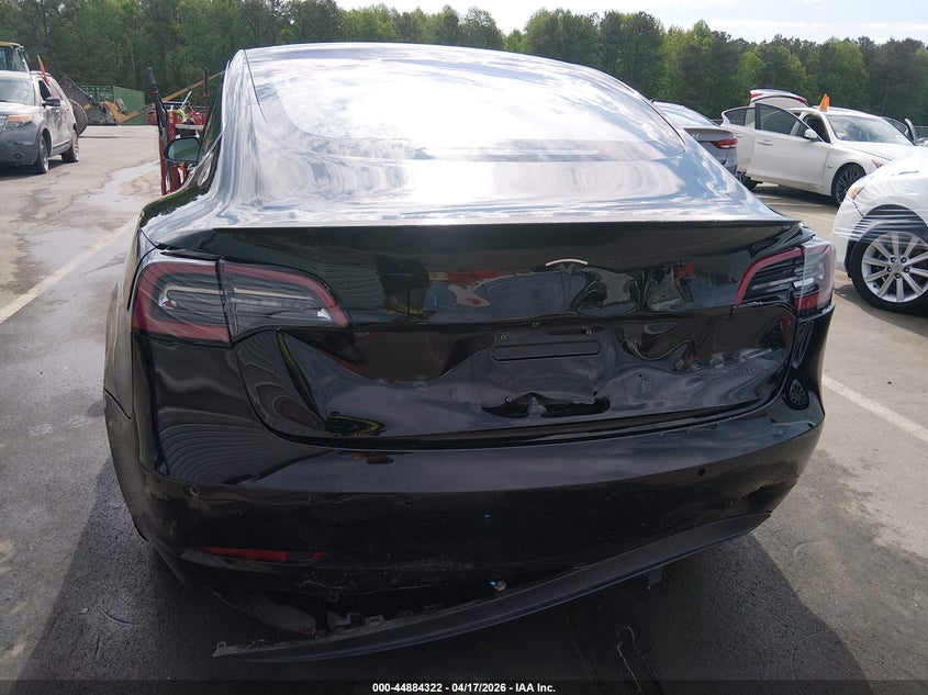 2018 Tesla Model 3 Long Range/Performance VIN: 5YJ3E1EB7JF082309 Lot: 44884322
