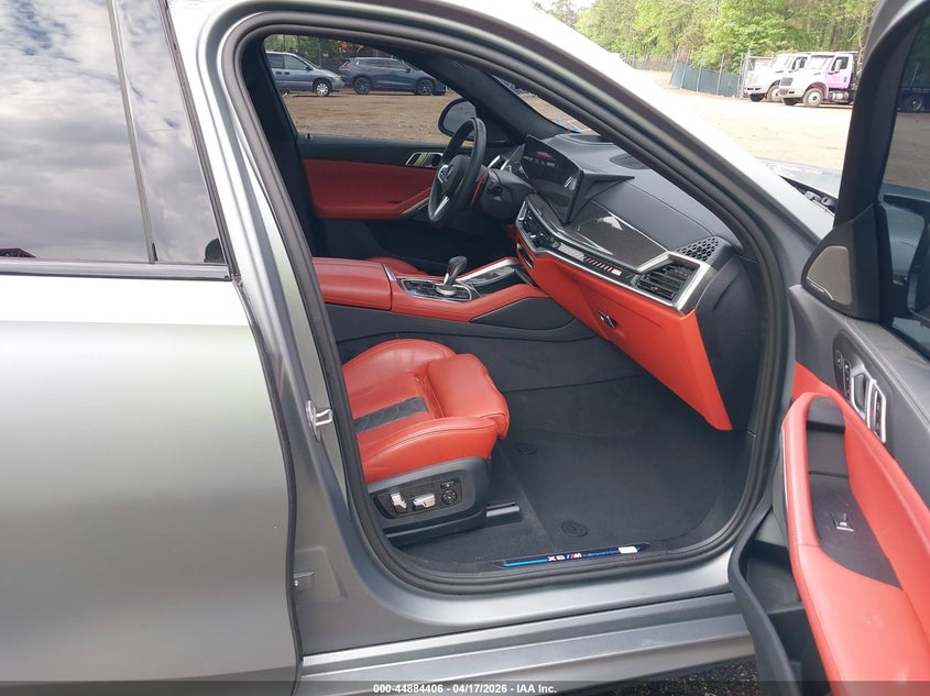 2025 BMW X6 M SPORT UTILITY VEHICLE 4.4L V-8 DI, DOHC, VVT, TURBO, 617HP