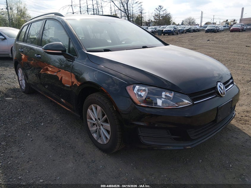 2016 Volkswagen Golf Sportwagen Tsi S 4-Door