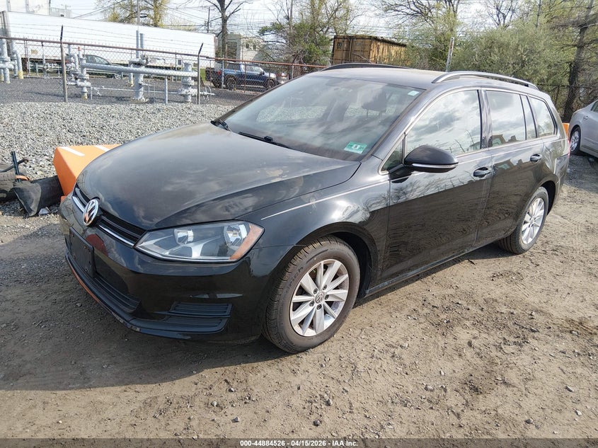2016 Volkswagen Golf Sportwagen Tsi S 4-Door