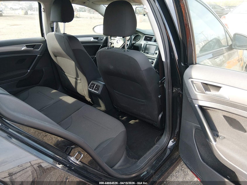 2016 Volkswagen Golf Sportwagen Tsi S 4-Door VIN: 3VWA17AU8GM508832 Lot: 44884526