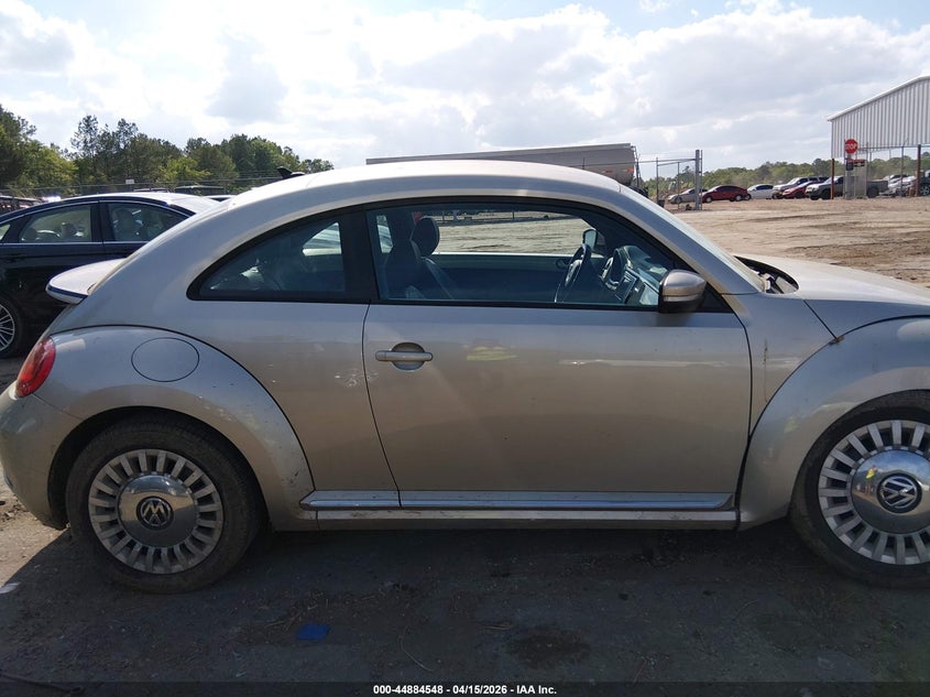 2016 Volkswagen Beetle 1.8T Se VIN: 3VWJ07AT7GM604137 Lot: 44884548