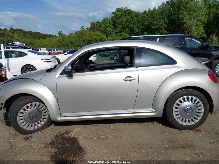 2016 Volkswagen Beetle 1.8T Se VIN: 3VWJ07AT7GM604137 Lot: 44884548