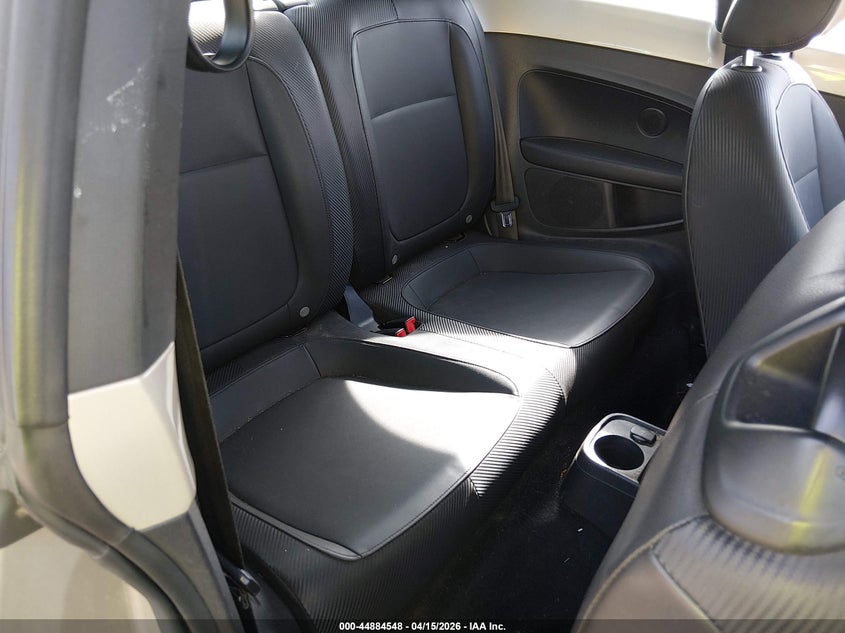 2016 Volkswagen Beetle 1.8T Se VIN: 3VWJ07AT7GM604137 Lot: 44884548