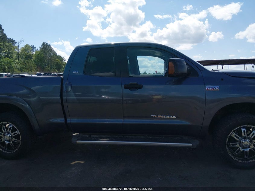 2008 Toyota Tundra Sr5 5.7L V8 VIN: 5TFRV54118X038669 Lot: 44884572