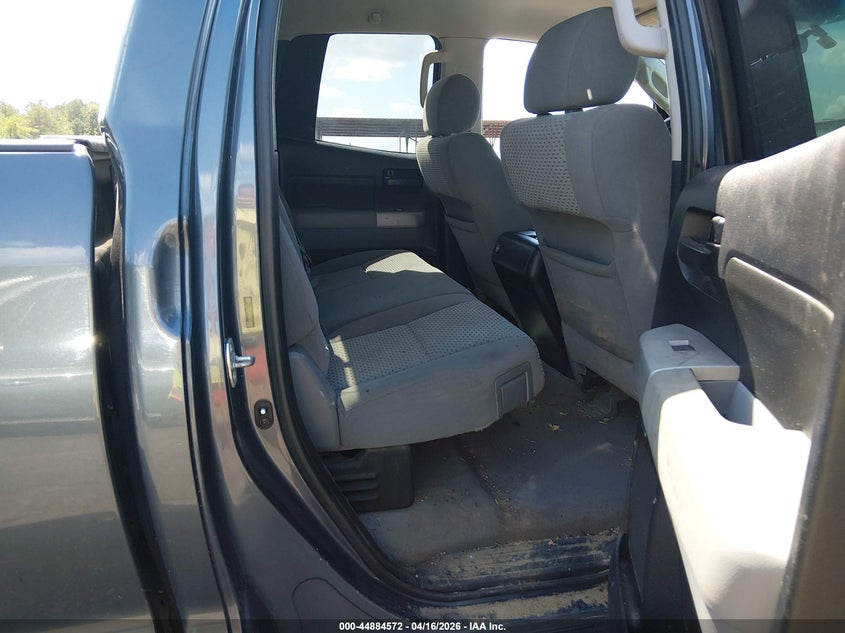 2008 Toyota Tundra Sr5 5.7L V8 VIN: 5TFRV54118X038669 Lot: 44884572