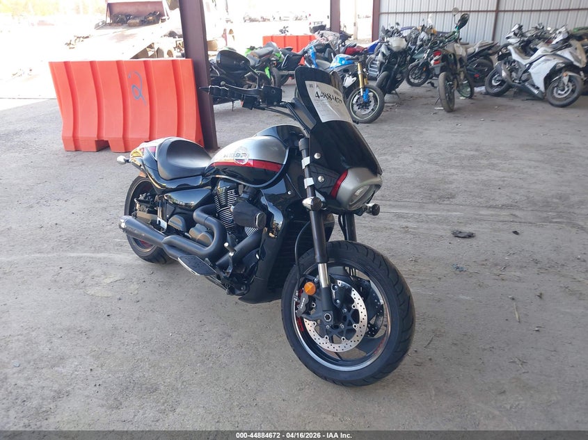 2018 SUZUKI VZR1800 auction photo 1